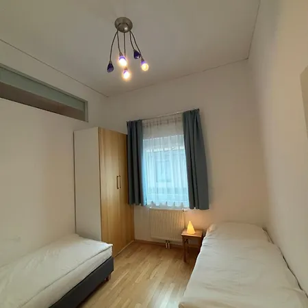 Im Zentrum Von Apartment